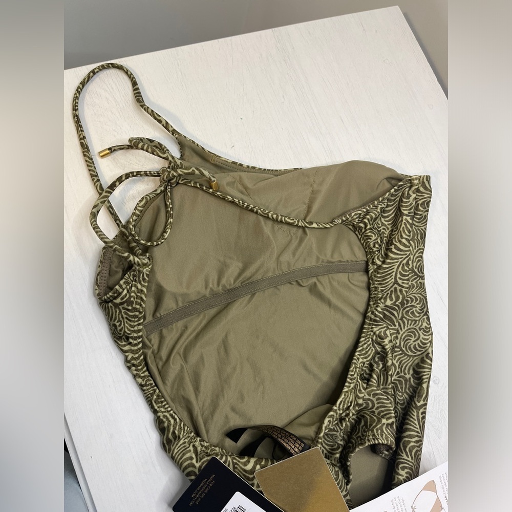 Vix NWT Ana Ortiz Green One Piece Adjustable One Shoulder SwimSuit Sz S - Picture 7 of 15